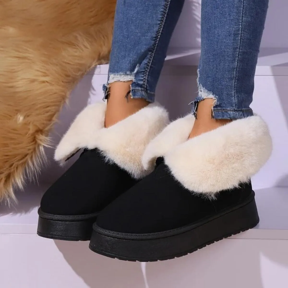 2023 Stivali da neve invernali Stivali da donna con suola spessa Scarpe da donna con scaldino in vera pelle di pecora