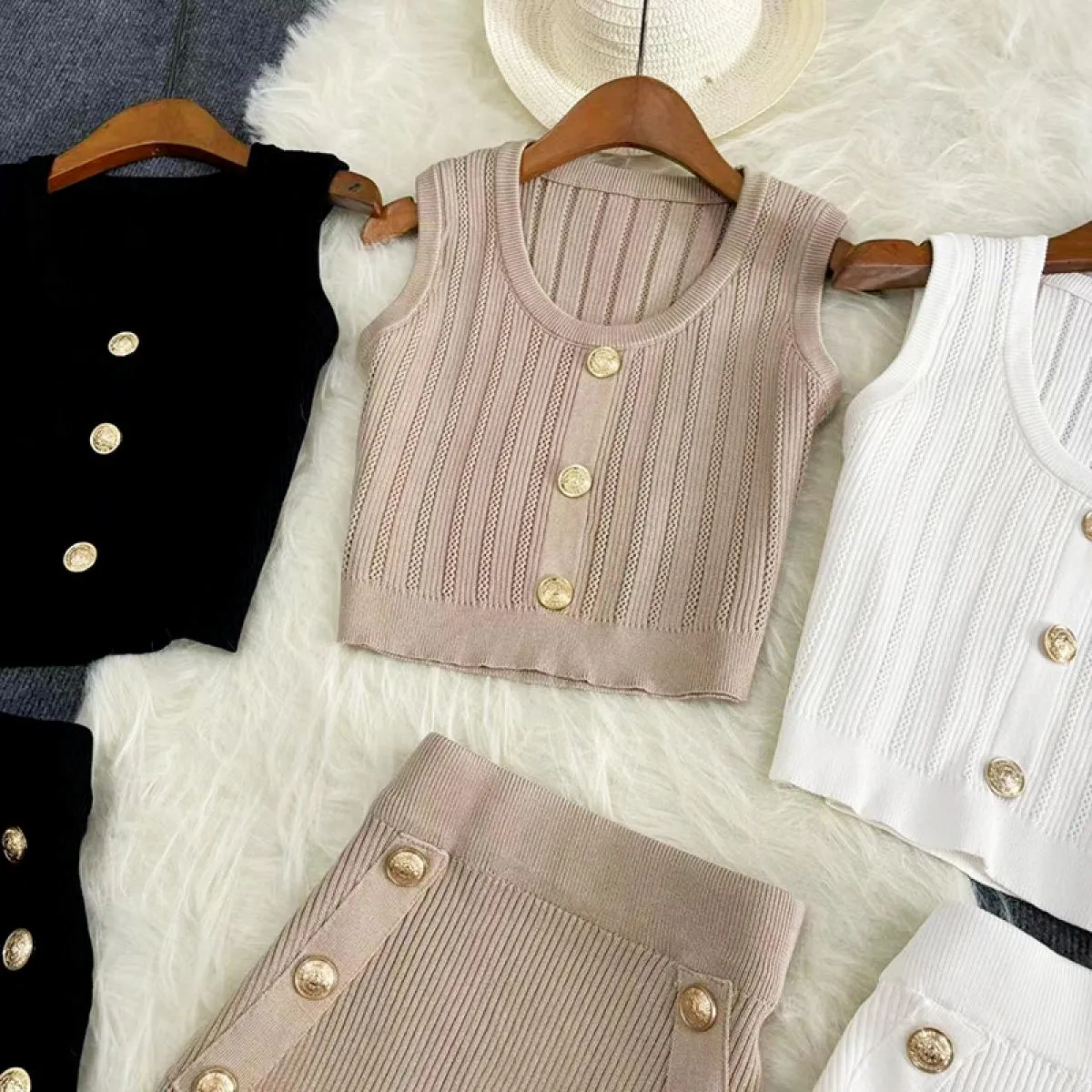 2024 Bottoni Retro lavorato a maglia Due pezzi Set senza maniche Top corto + Vita alta Slim Gonne lunghe Abiti estivi femminili