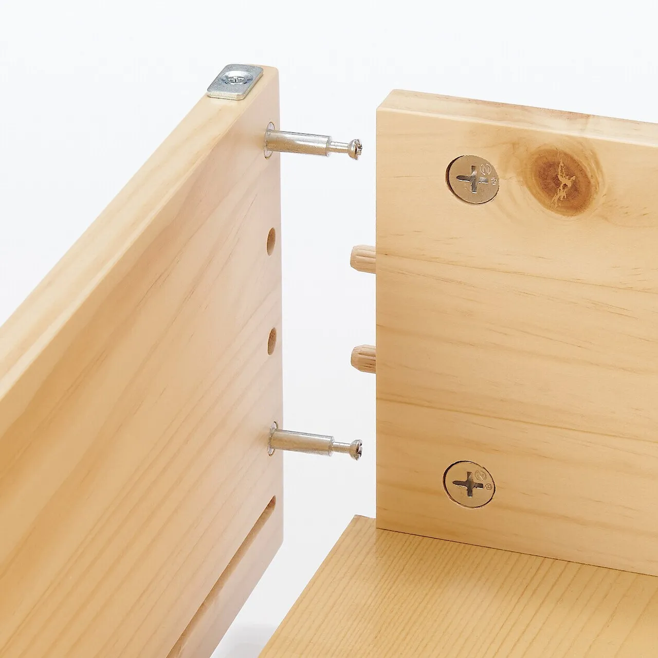 Cassetto sottoletto per letto in pino
