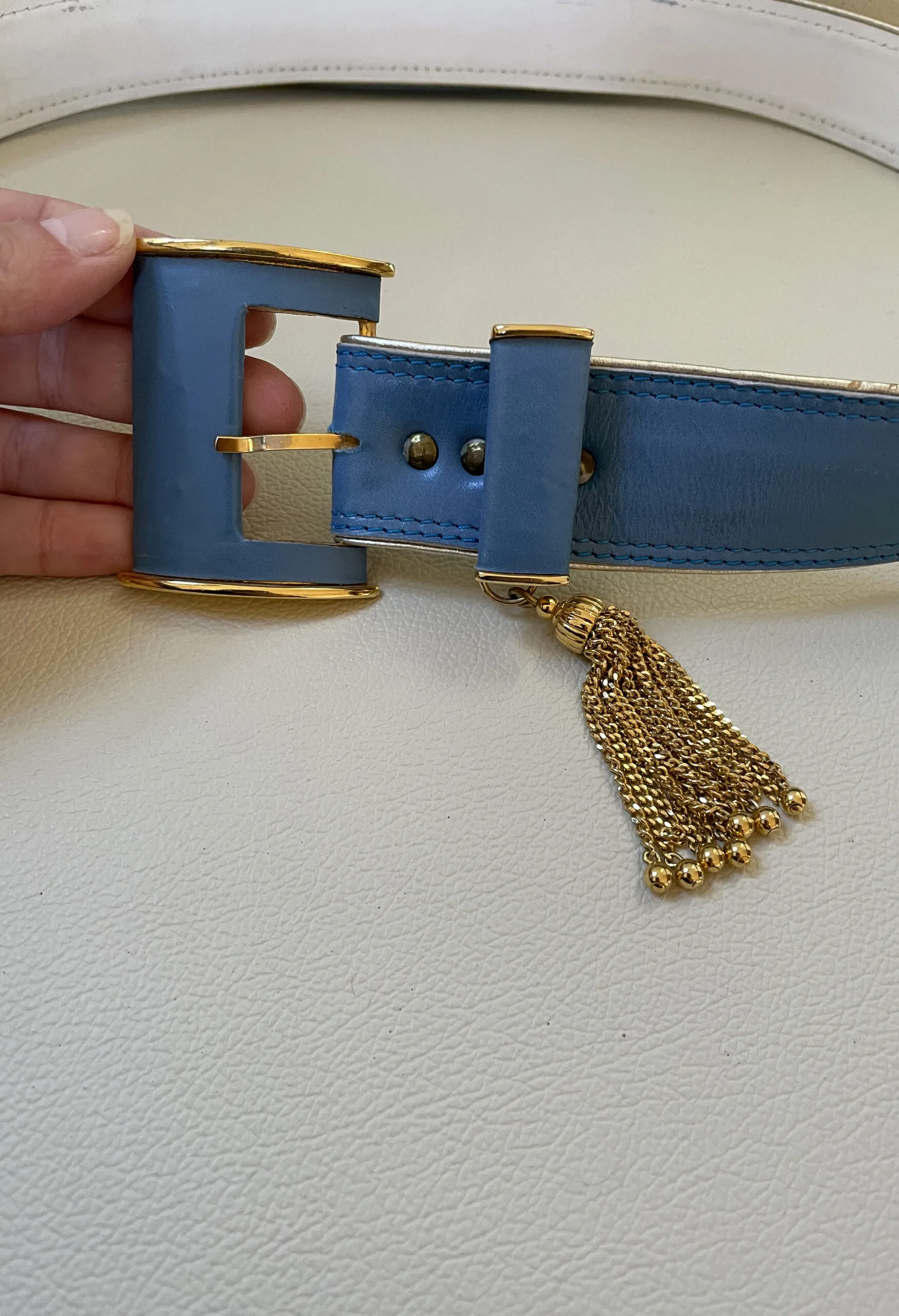 Cintura Escada azzurra vintage anni ’80