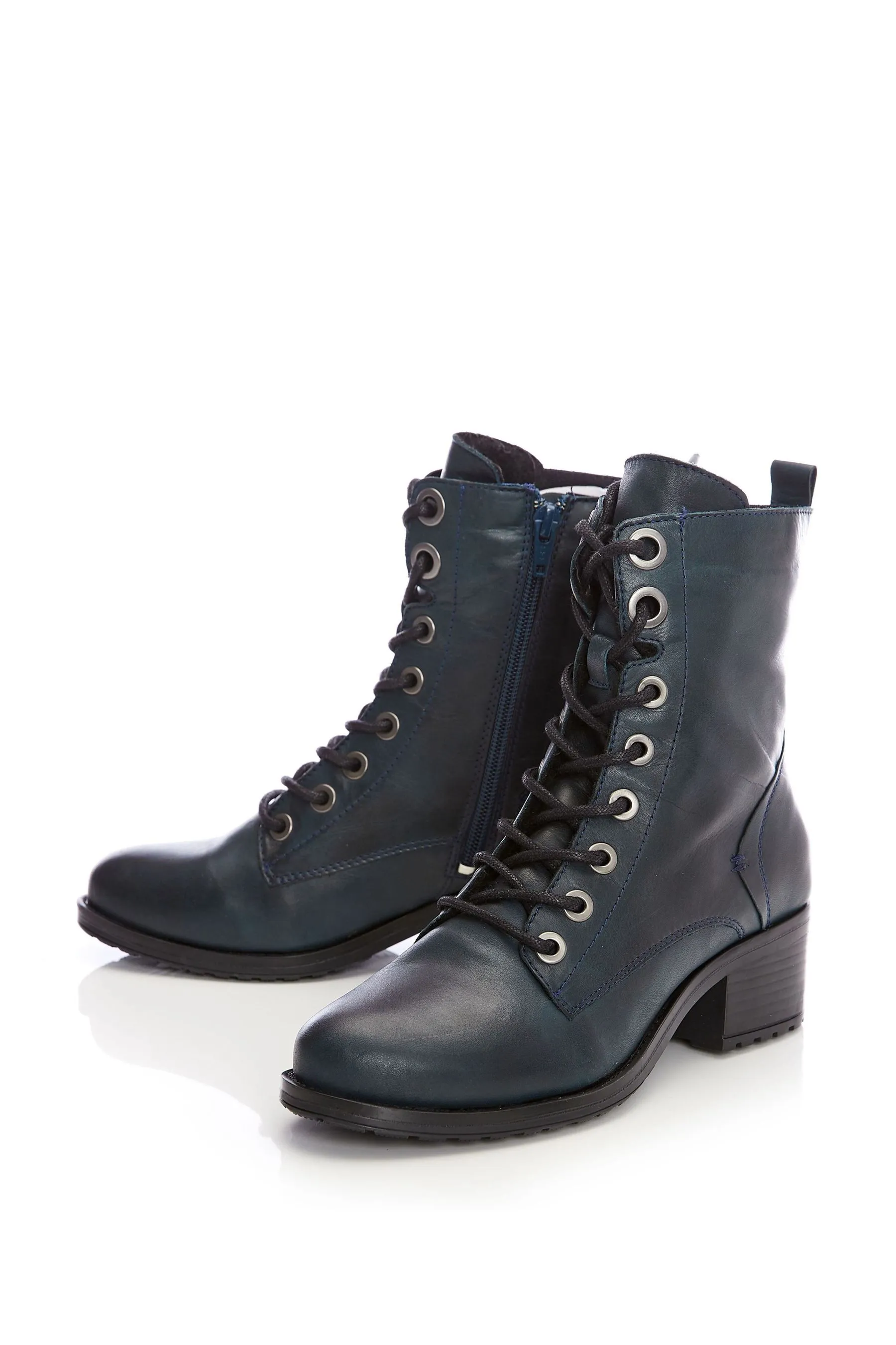 Moda in Pelle Bezzie - Pizzo alla caviglia in pelle Stivali
