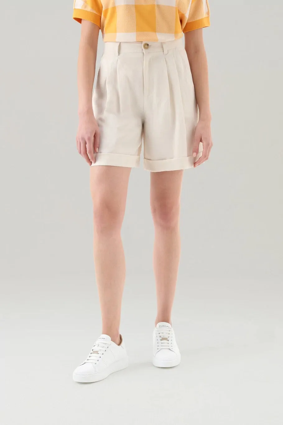 Shorts in Viscose and Linen Woolrich / White