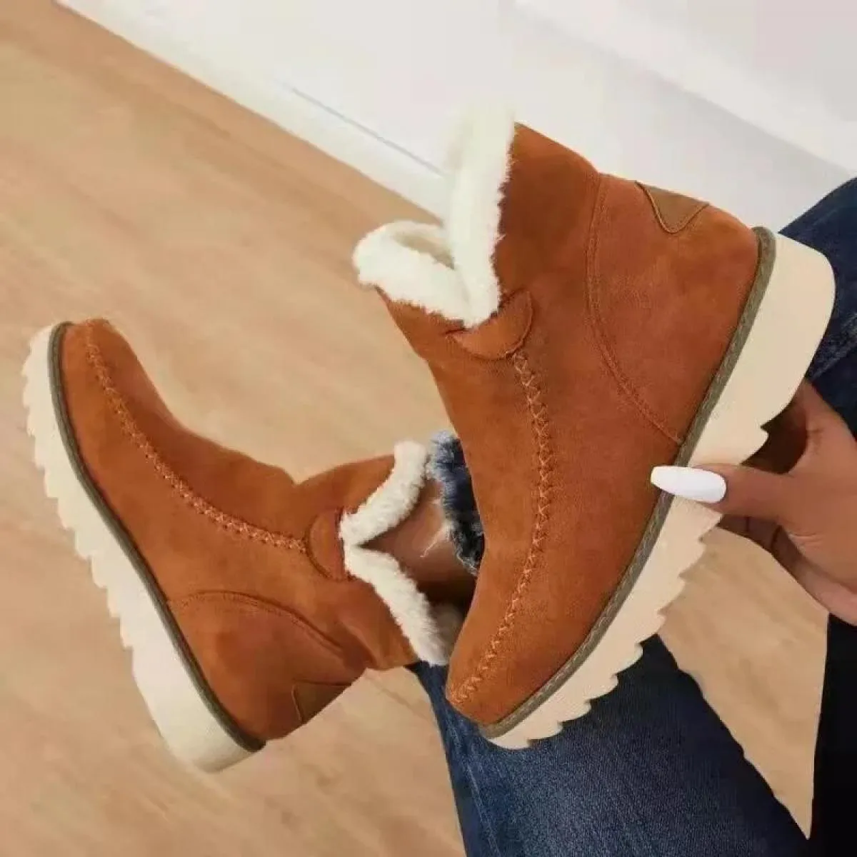 Stivali da neve da donna Inverno 2023 Moda Casual Scarpe calde per le donne Slip On Lady Comfort Stivaletto femminile Calzature